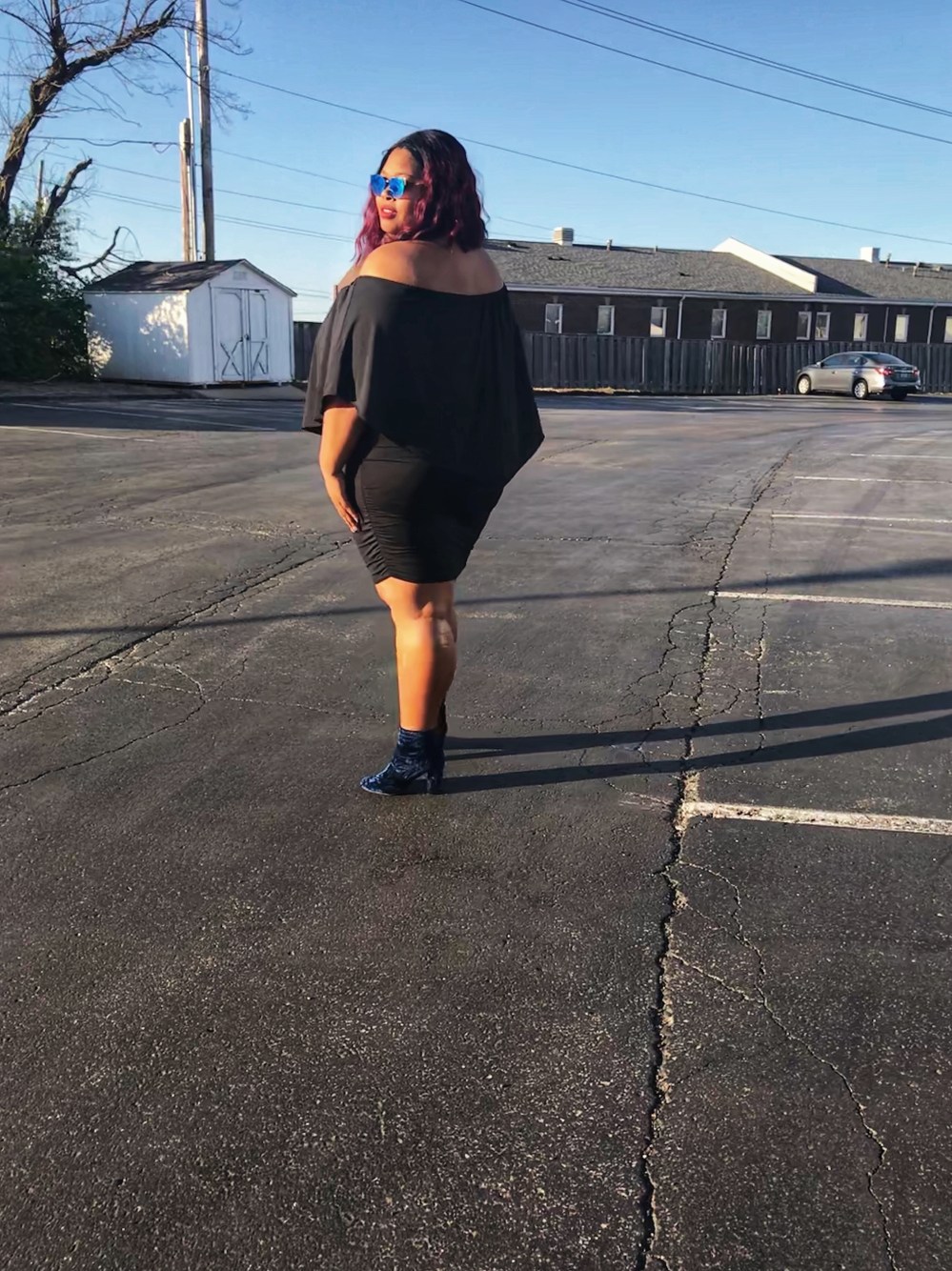 http://finessecurves.com, shein, shein haul, plus size party dress, fun girl, afro latina, velvet booties, block heel, black cocktil dress, plus size dress